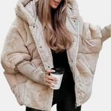 Gabriela – Jachetă Puffer cu Glugă și Patchwork