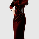 Cecilia – Rochie din Catifea cu Drapaj și Deschidere