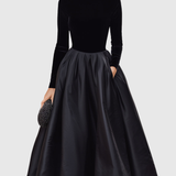 Loredana – Rochie Midi Neagră din Catifea și Satin