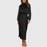 Matilda – Rochie Maxi Satinată cu Mâneci Bufante