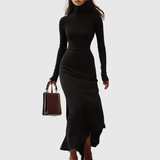 Valeria – Rochie Mulată cu Guler Înalt