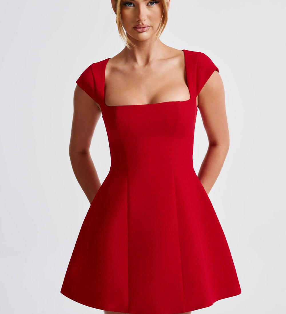 Aurelia – Rochie Mini cu Decolteu Pătrat Structural