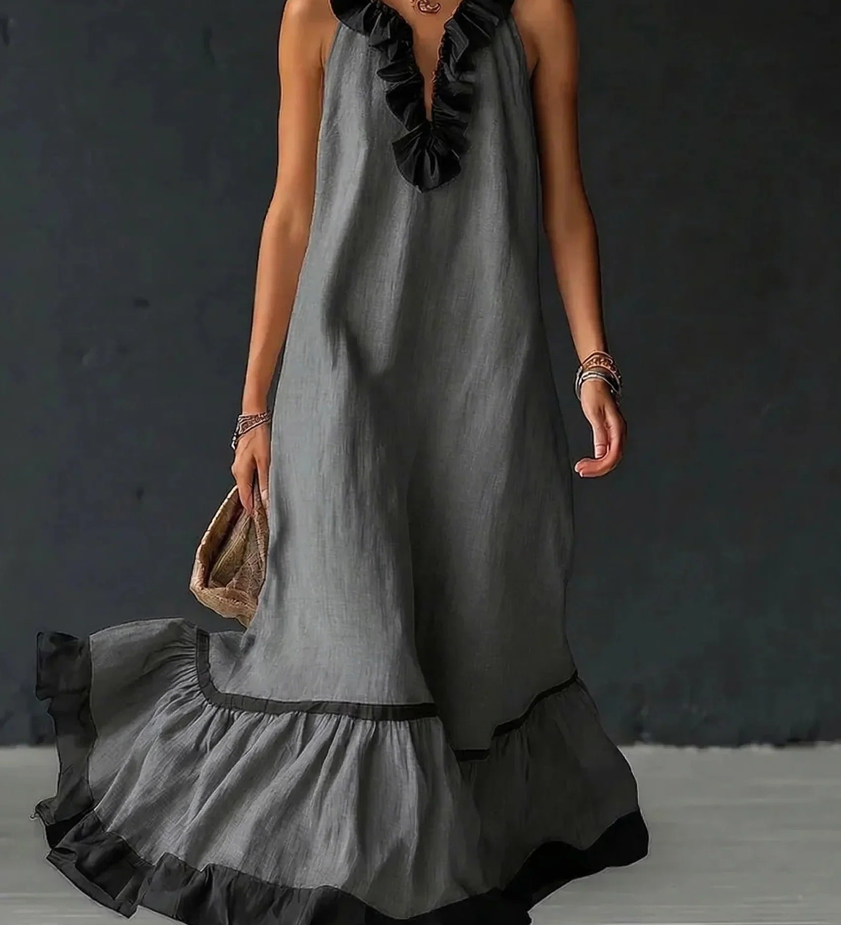 Serena – Rochie Lungă cu Volane